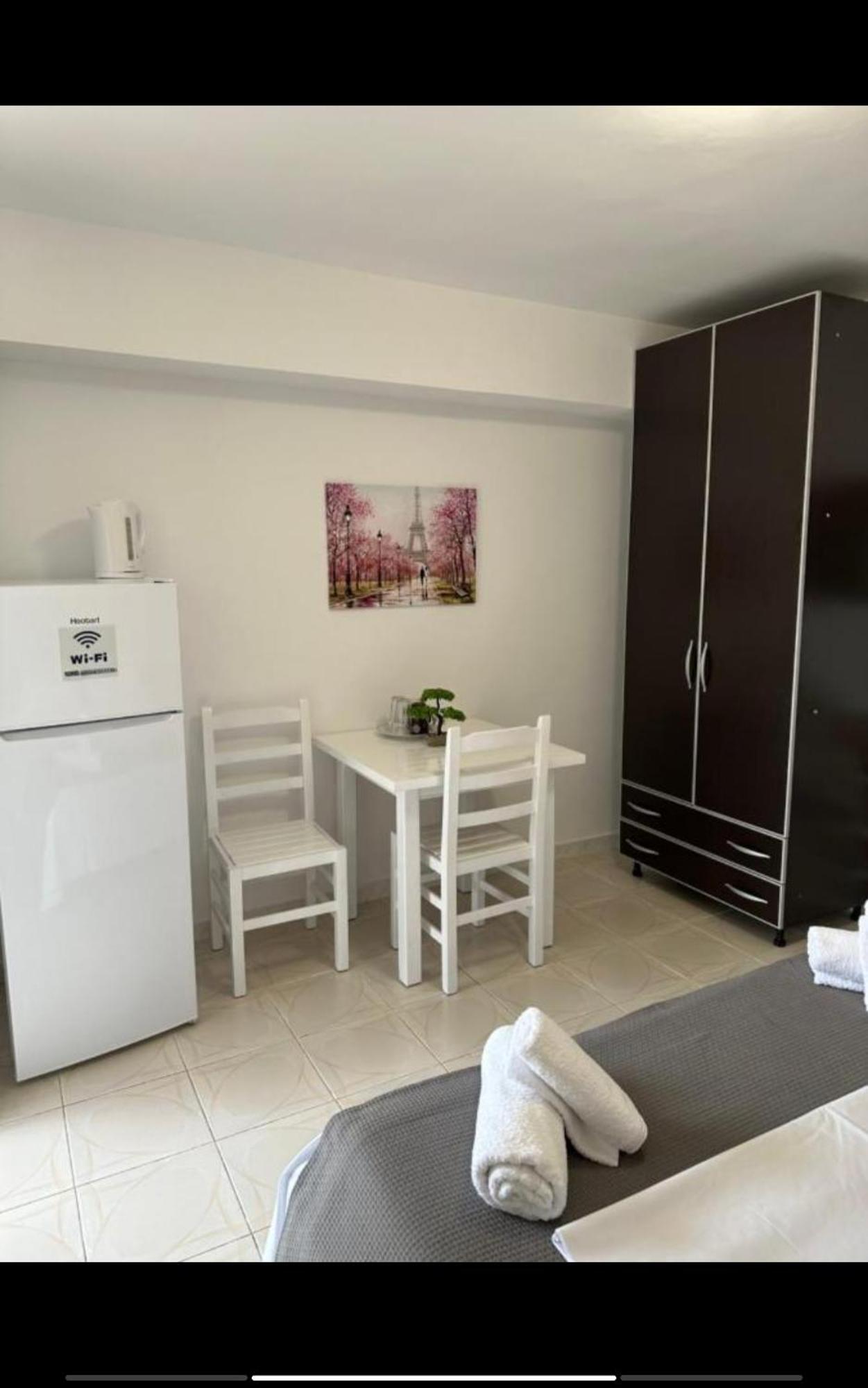 Anna House Dhërmi Buitenkant foto